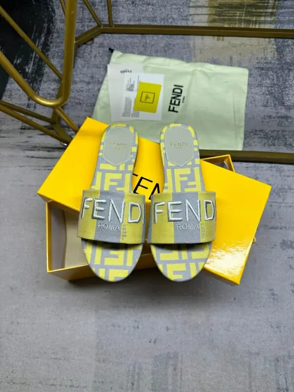 fendi chaussons pour femme s_1210035